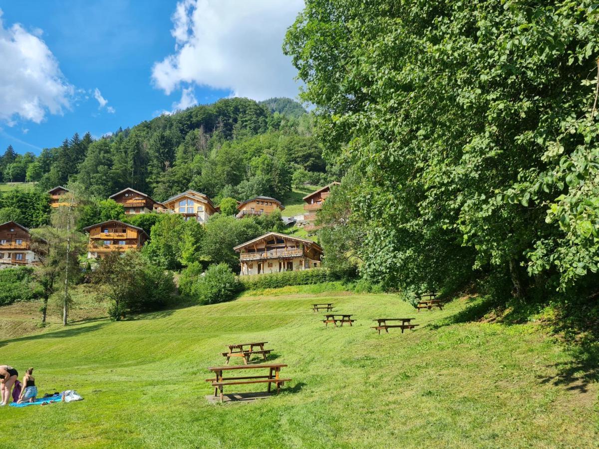 Hotel Le Montblanc Flumet Esterno foto