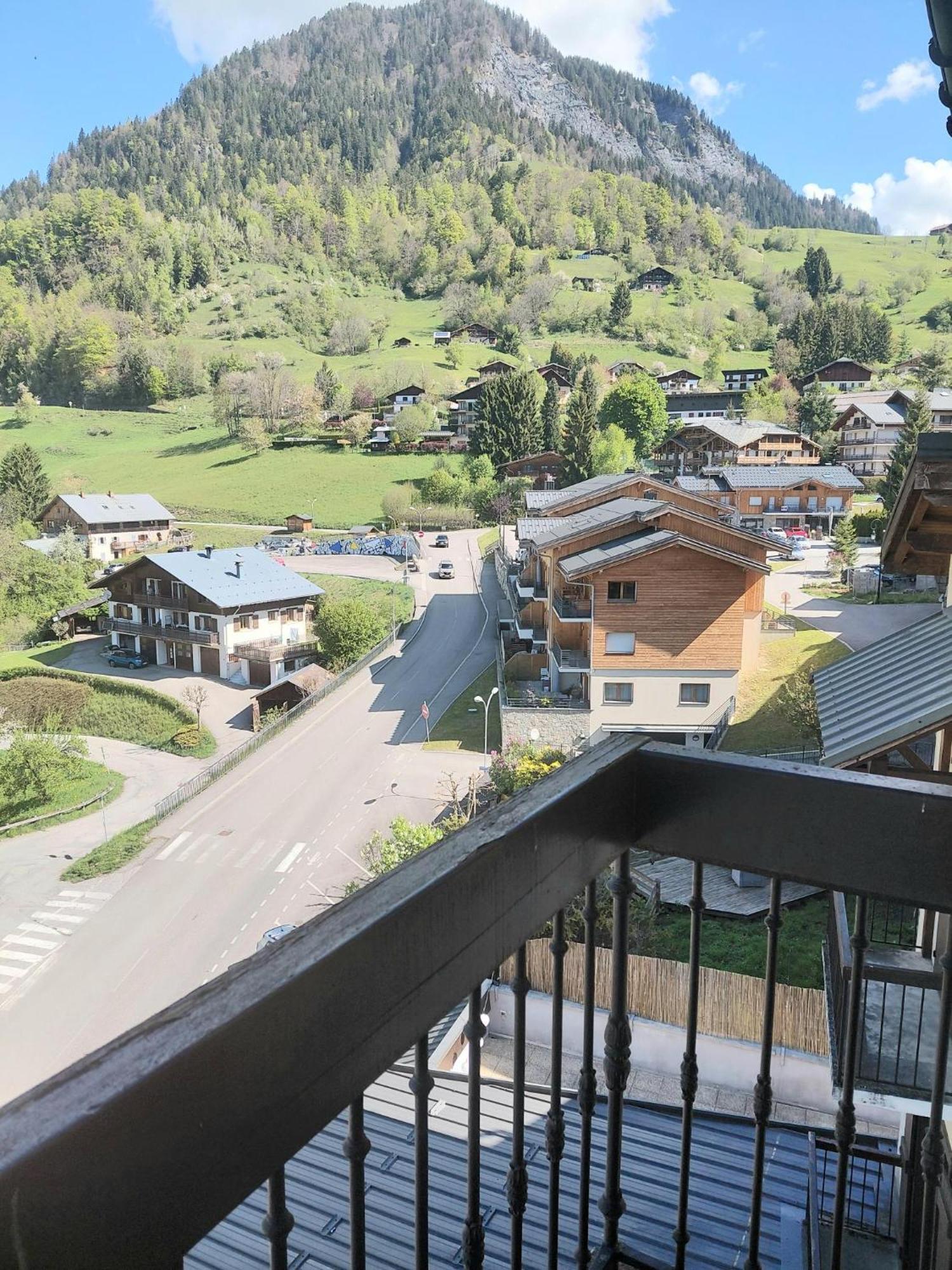 Hotel Le Montblanc Flumet Esterno foto