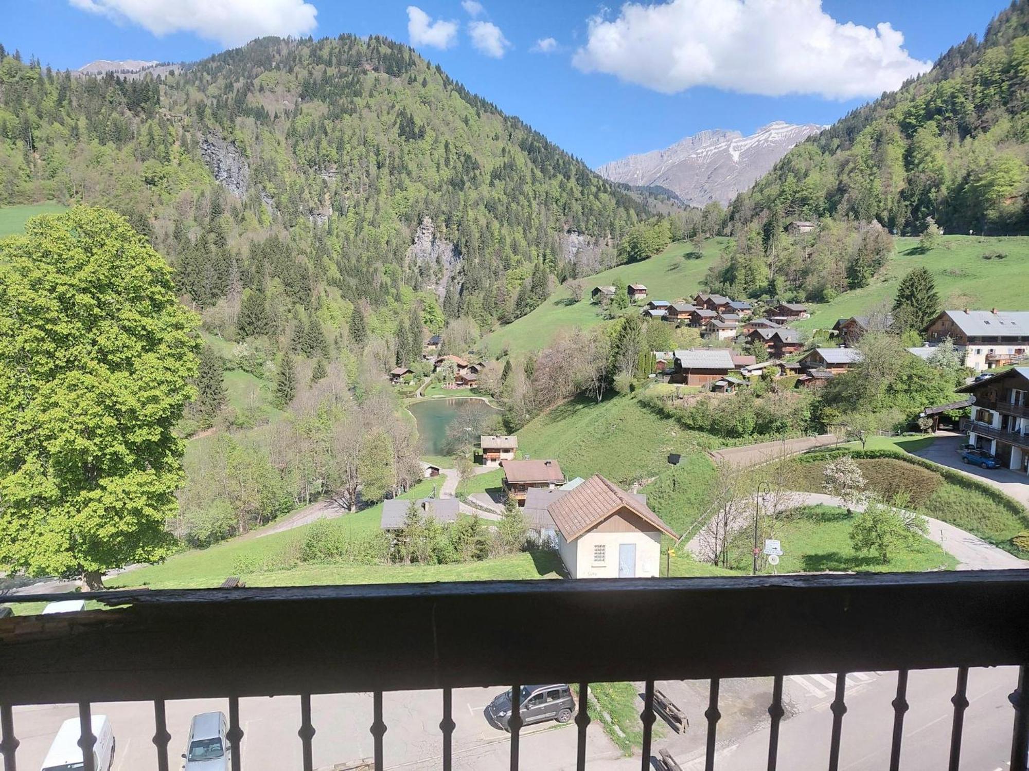Hotel Le Montblanc Flumet Esterno foto